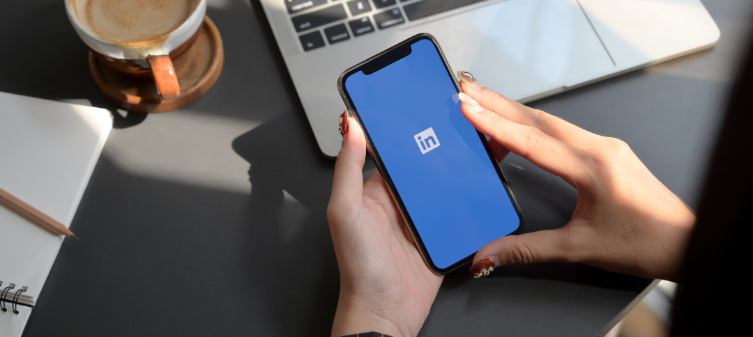 LinkedIn, TikTok ve Instagram Tarzı Yeni Bir Özelliği Test Ediyor!